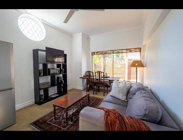 1 BEDROOM PROPERTY TO RENT IN BRYANSTON